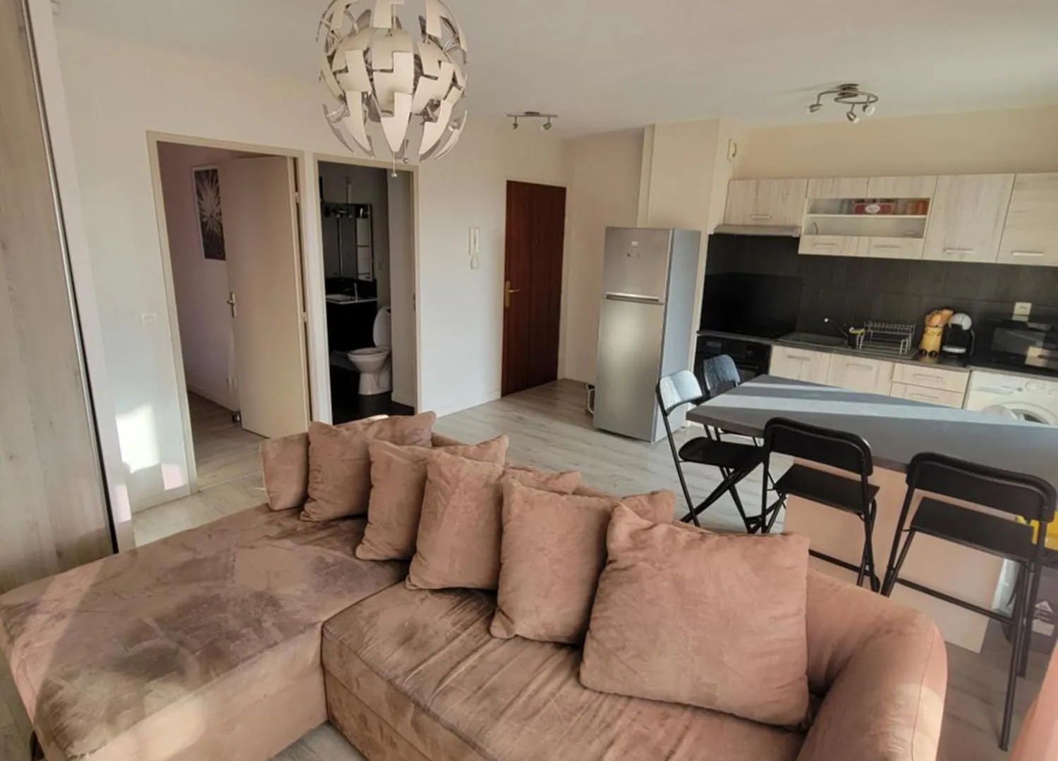 Location T2 Hyeres Piscine Daire Fransa
